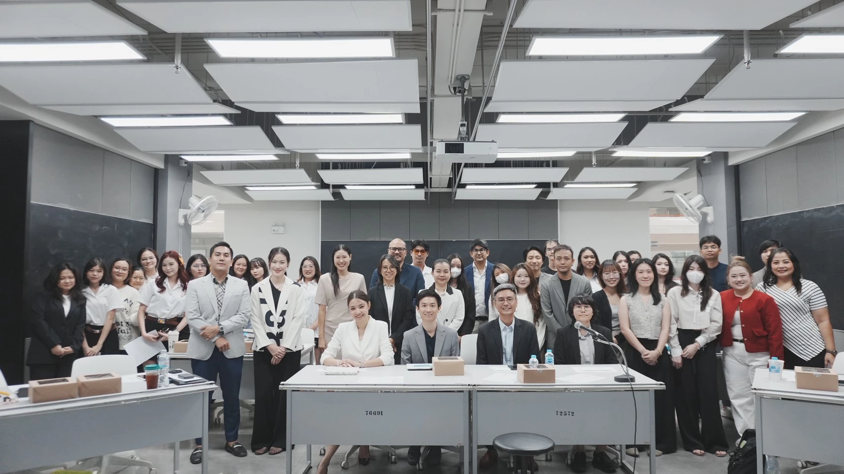 บริษัท ชีวาทัย จำกัด (มหาชน) โดย คุณวนัส วงษ์มาส (Senior Vice President Business Development) ได้รับเกียรติร่วมเป็นคณะกรรมการและวิทยากรพิเศษ ในกิจกรรม Final Pin Up คณะสถาปัตยกรรมศาสตร์และการผังเมือง มหาวิทยาลัยธรรมศาสตร์